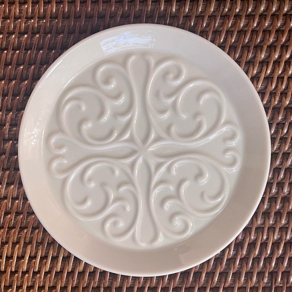 Lenox Cream Swirl Dinner Plate